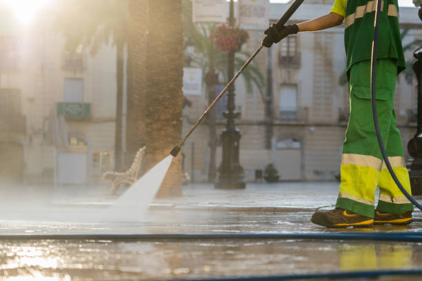Best Parking Lot and Garage Cleaning  in Loughman, FL